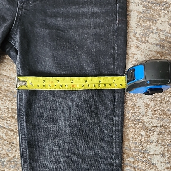 Agolde Riley Black High Rise Straight Crop Jeans - Picture 8 of 9